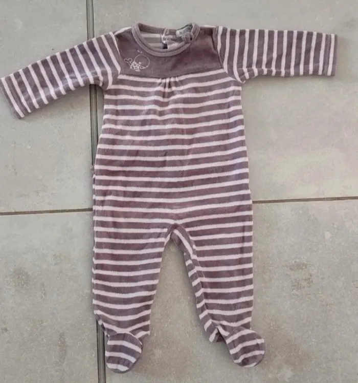 Gros lot de vêtements automne fille - taille 3 mois - 20 pièces - photo numéro 11