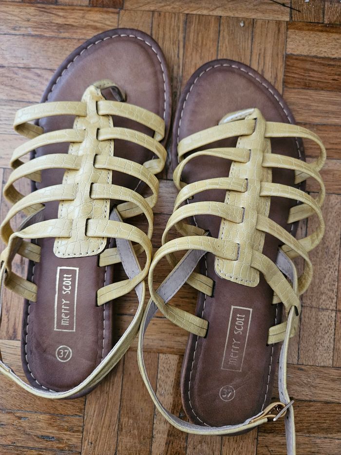 Sandales - photo numéro 2