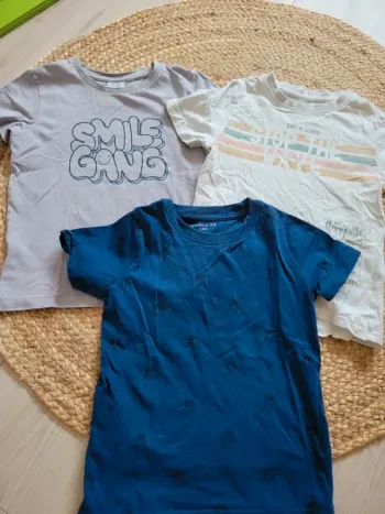 Lot 3 t-shirts 5 ans