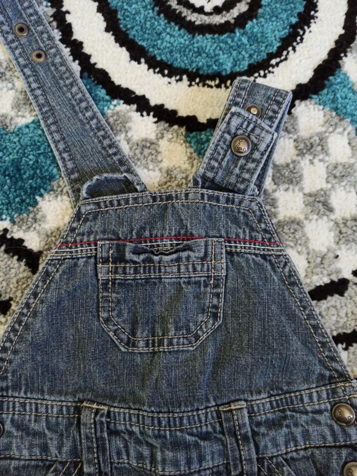Salopette short en jean légère NEUVE - 6 mois - photo numéro 5