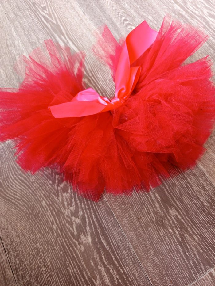 Gros tutu rouge 56 cm - photo numéro 2