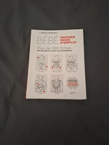 Livre bébé premier mode d'emploi