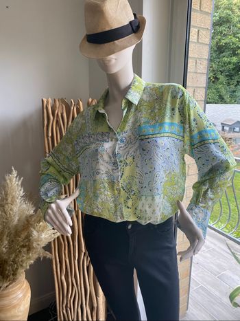 Chemise satiné taille XL