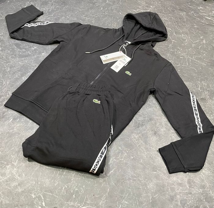 Ensemble Lacoste - photo numéro 2