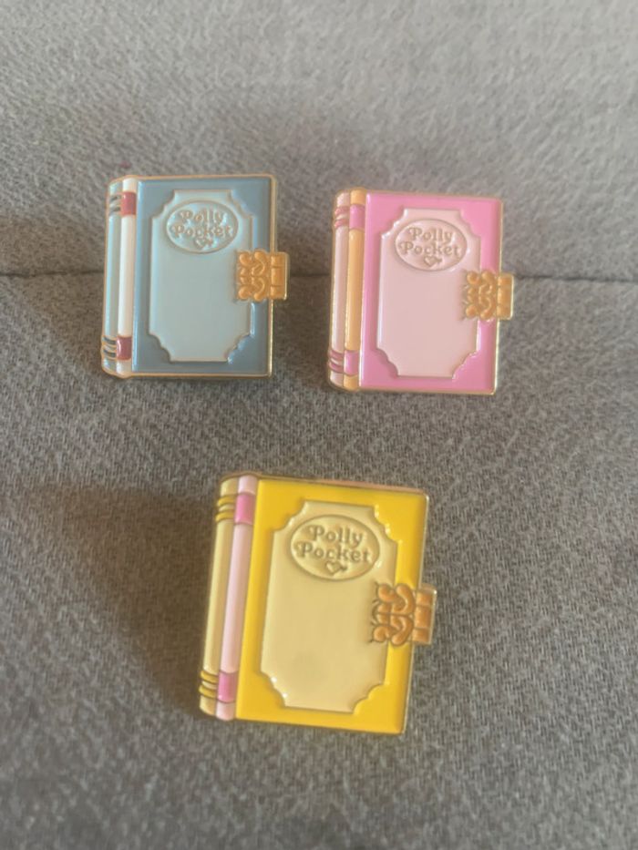 Pin’s polly pocket livres