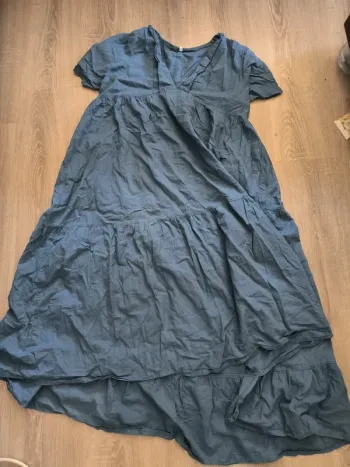 Robe bleue évasée