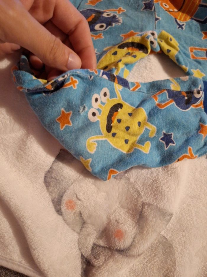 Pyjama monstres - photo numéro 3