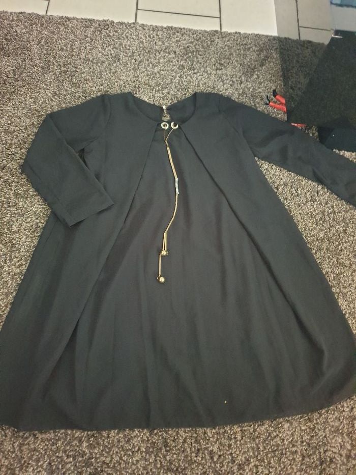 Robe noire