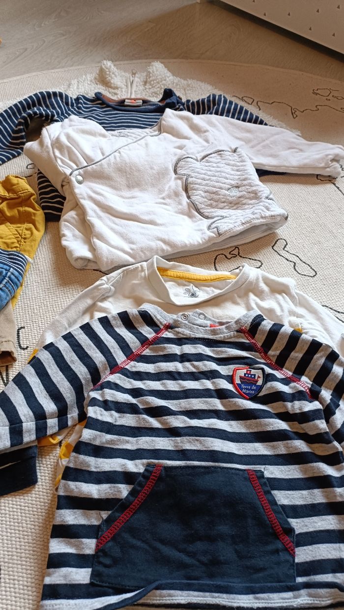 Lit de vêtements 9 mois - photo numéro 6