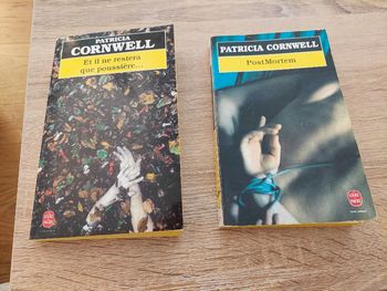 lot de 2 livres Patricia Cornwell