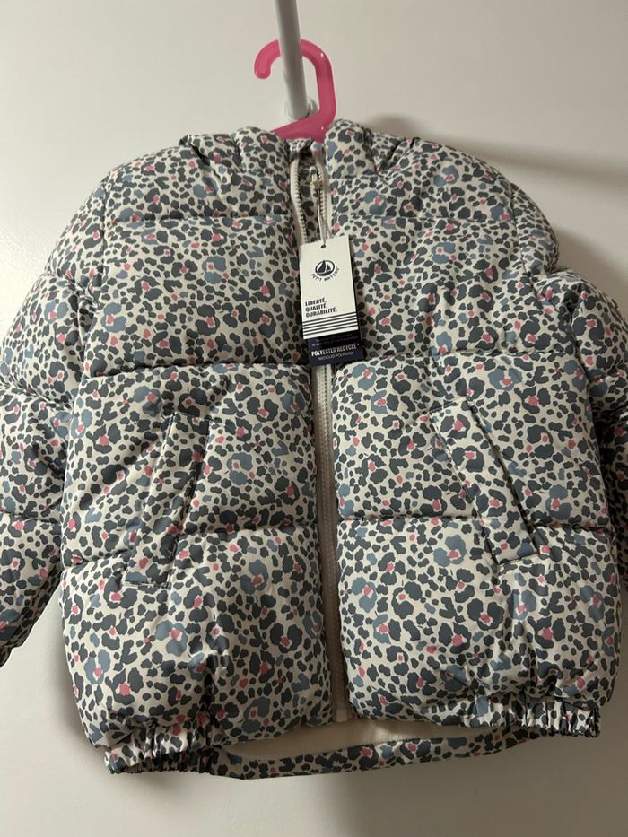 Doudoune 5 ans neuve - photo numéro 3