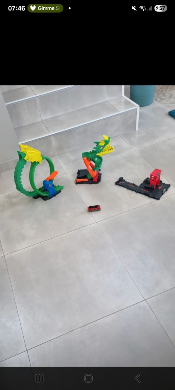 Circuit Hot Wheels looping la fureur du dragon - photo numéro 3