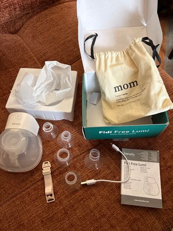 Tire-lait nomade Lionelo.