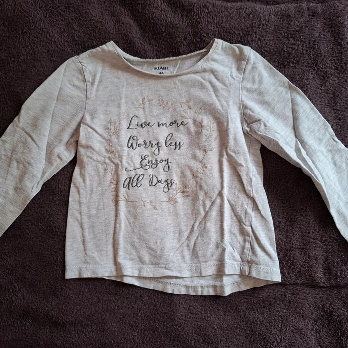 Lot t-shirts fille 4 ans - photo numéro 12
