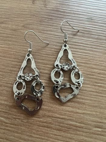 Boucles d’oreilles argentées