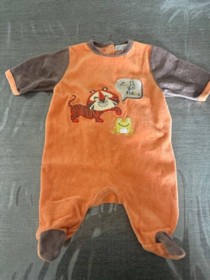 Pyjama bébé