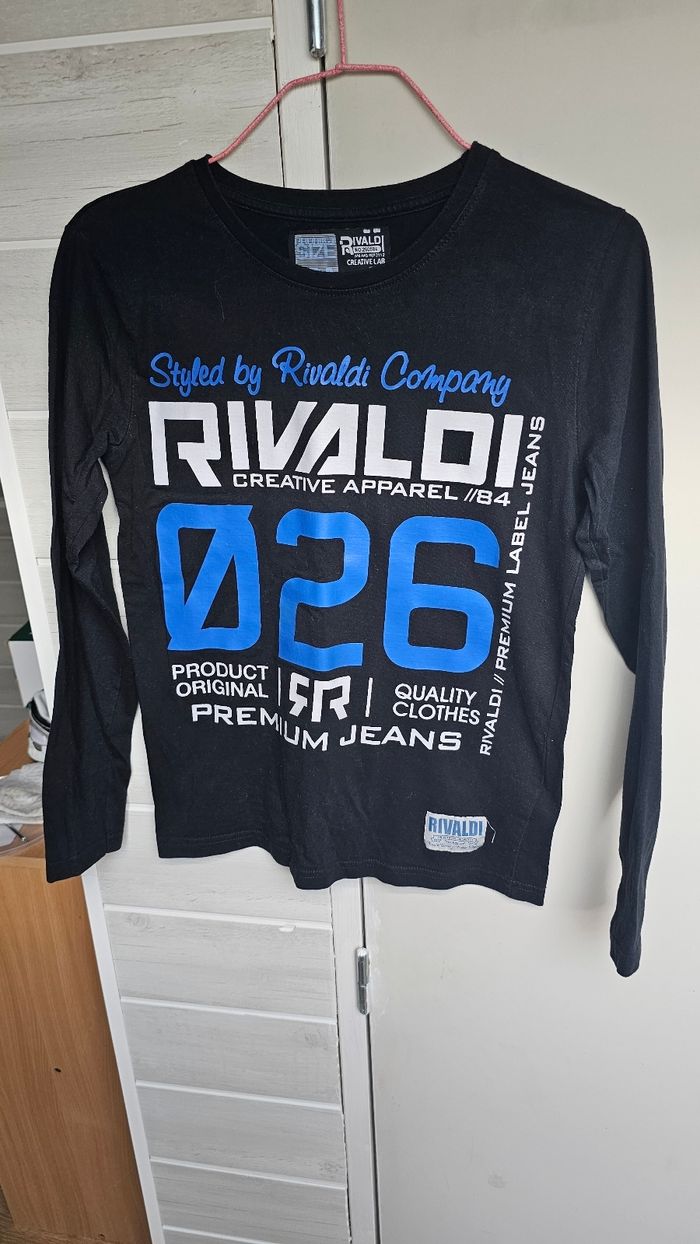 Tee-shirt manches longues taille 12 ans