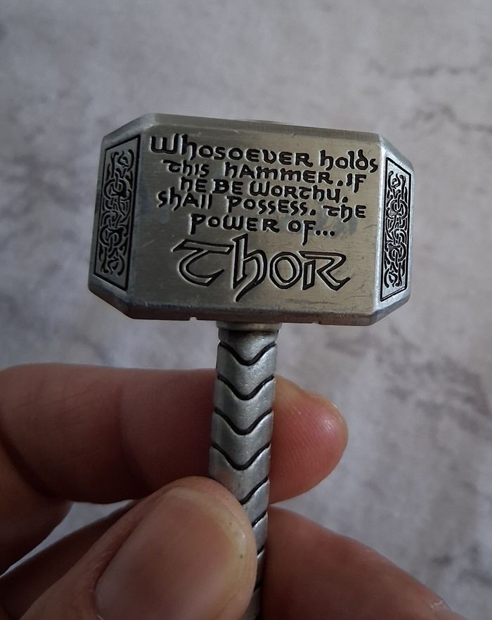Porte clé marteau de Thor Marvel - photo numéro 2
