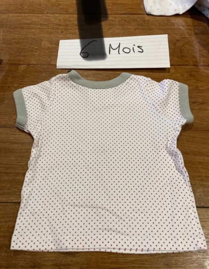 3 t-shirt 6 mois - photo numéro 5