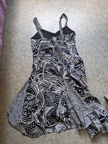 Robe noire et blanche vintage