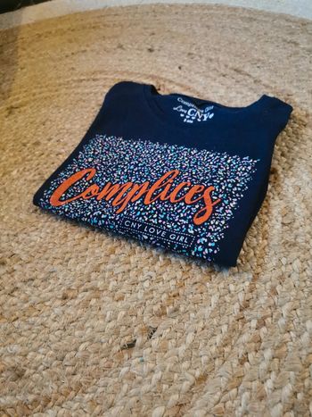 T shirt long complice 7 ans cny super etat bleu marine confettis