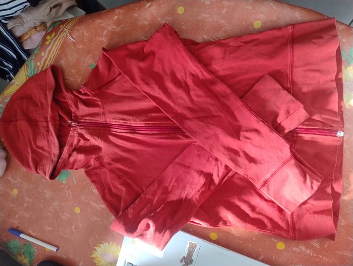 Veste zip rouge - photo numéro 3