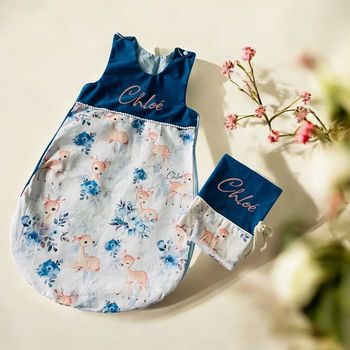 Ensemble gigoteuse et protège carnet de santé