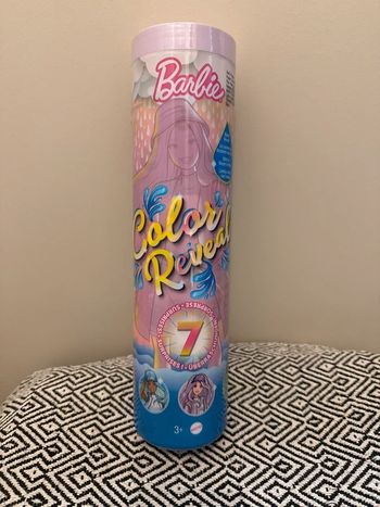 Barbie - poupée Barbie Color Reveal parfumées avec 7 Surprises