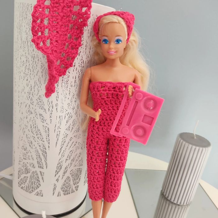 Vêtements pour Barbie 3 € - photo numéro 10