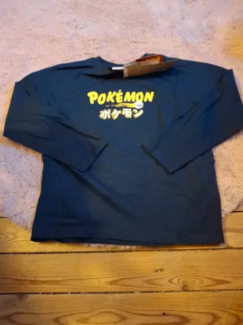 Tshirt pokemon taille 8 ans