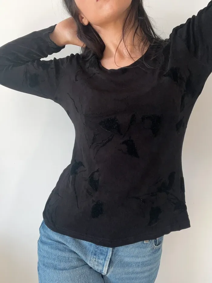 Top vintage années 90 noir à motifs velours taille M 🥀 - photo numéro 6