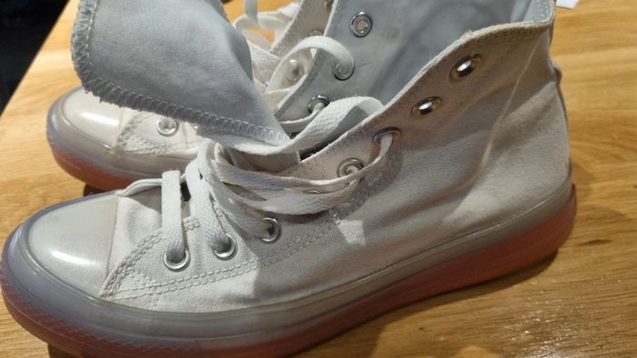 Converse hautes blanches 42 tbe semelle orange - photo numéro 3