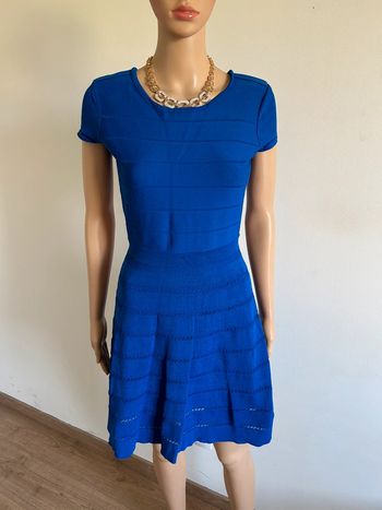Robe bleue à manches courtes Morgan taille S jamais portée
