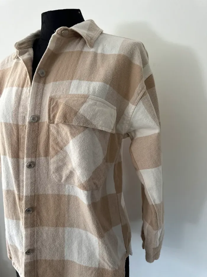 Veste chemise à carreaux Zara - photo numéro 2