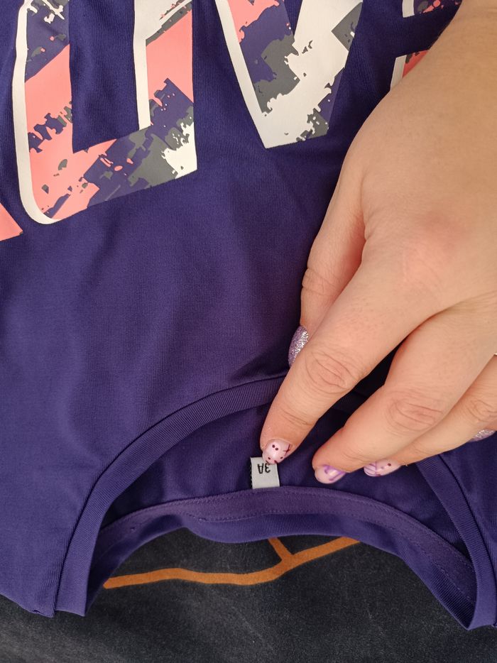 Tenue de sport taille 3 ans - photo numéro 2