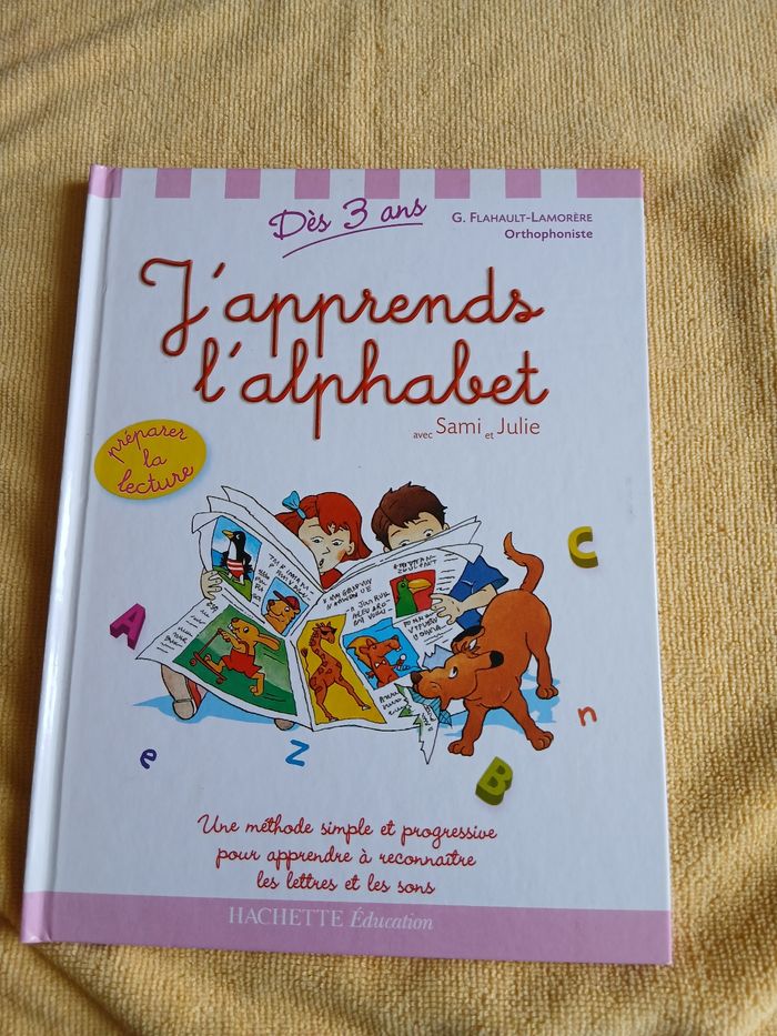 Livre alphabet - photo numéro 1