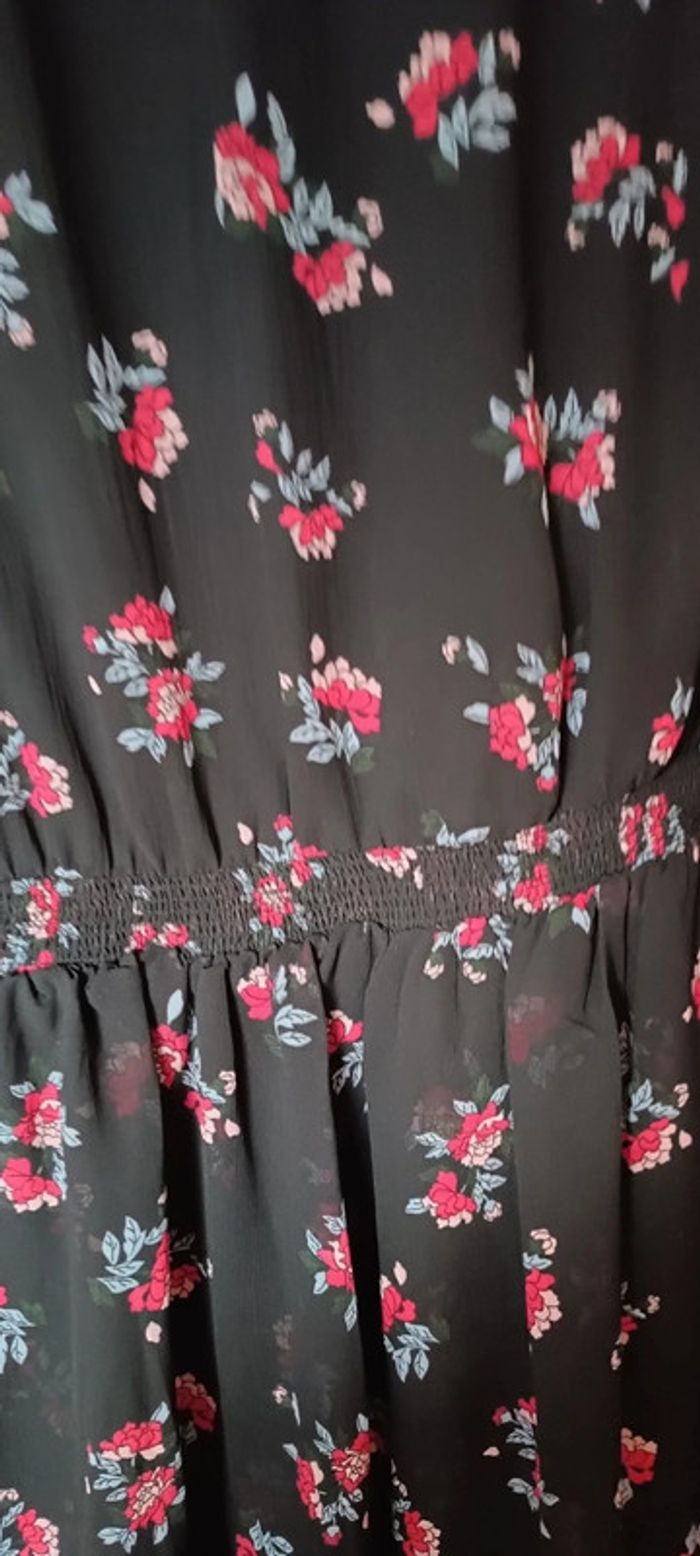 Robe noir à fleurs 42 - photo numéro 6