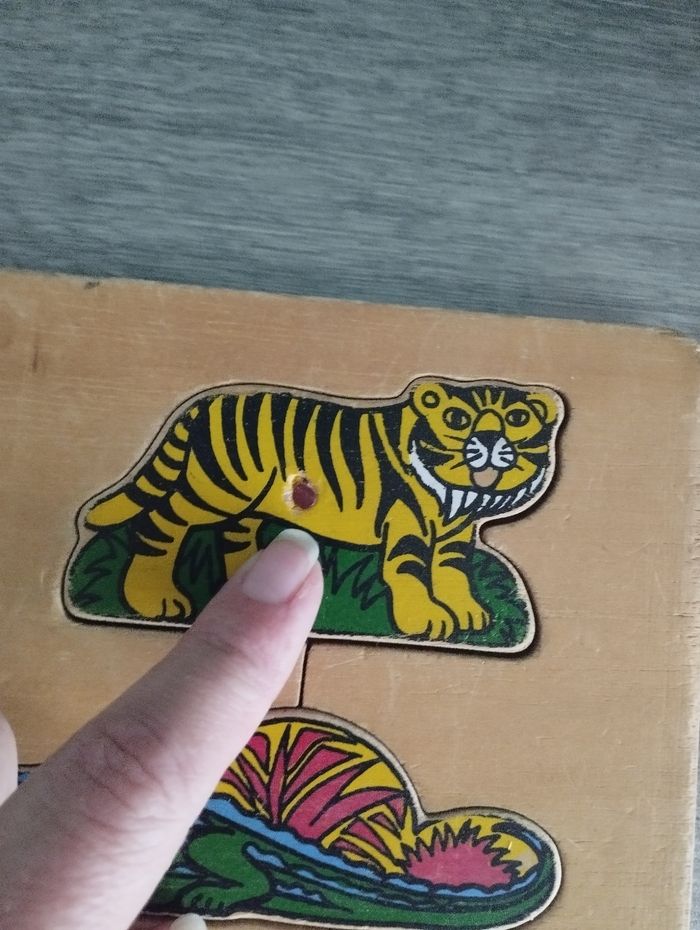 Puzzle d'encastrement en bois animaux - photo numéro 2