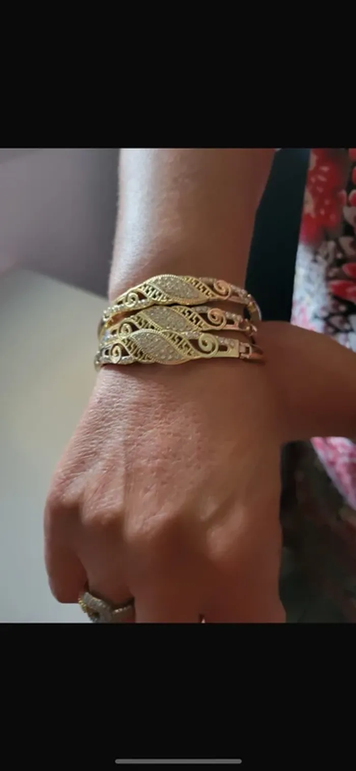 3 bracelets - photo numéro 2