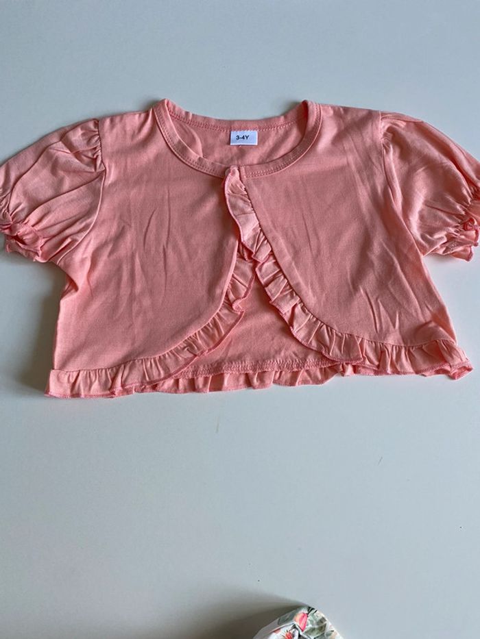 Ensemble robe fleurie avec gilet assorti - photo numéro 3