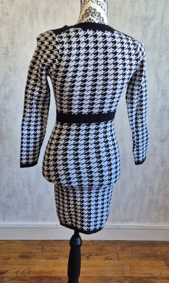 Robe pull moulante mochy pieds de poule noir et blanche taille unique - photo numéro 4