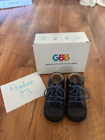 Chaussure GBB bleu marine pointure 23
