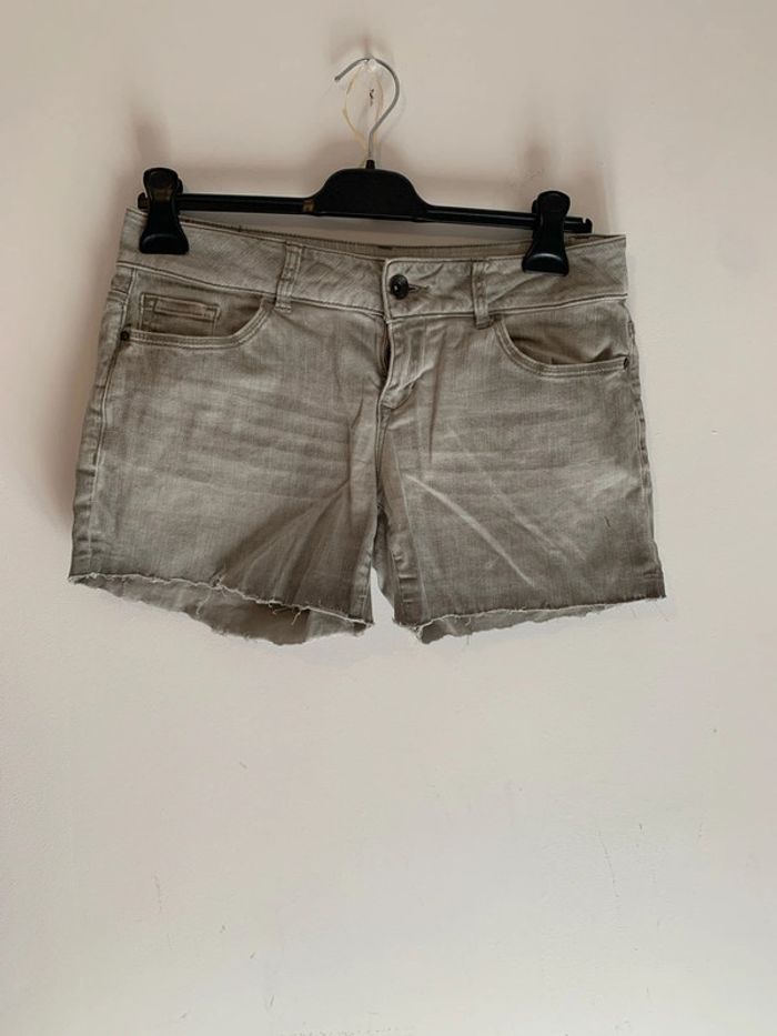 Short esprit