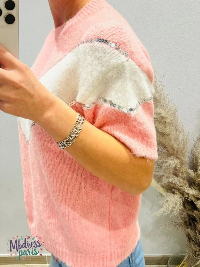 Beau Pull femme manches courtes rose et blanc à sequins. - photo numéro 3