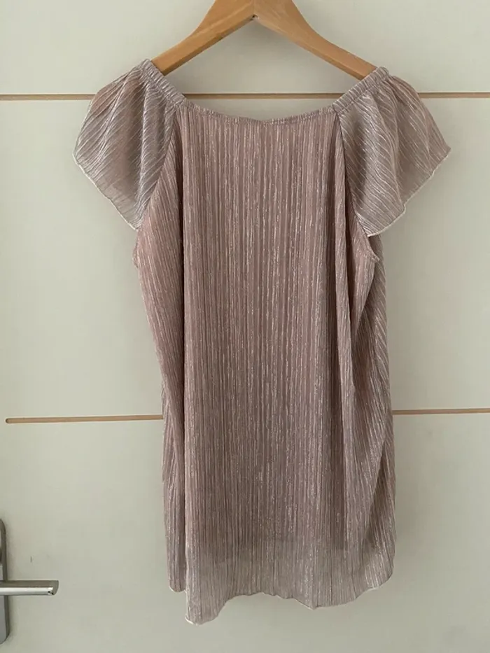 Haut rose pailleté taille 3 - photo numéro 2