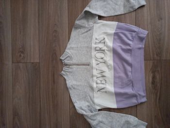 Sweat  12 Ans  " H&M  " TBE