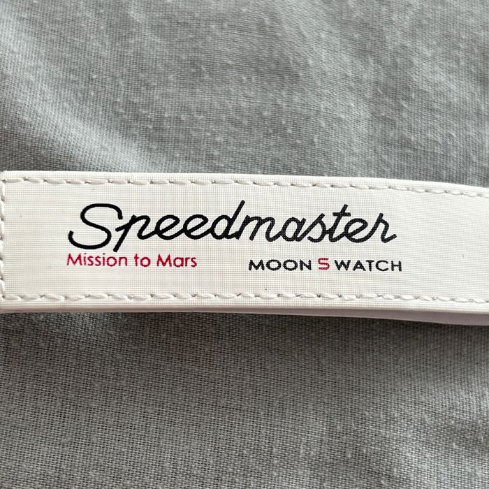 Swatch X Oméga speedmaster - photo numéro 5