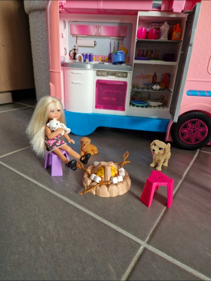 Camping car Barbie - photo numéro 2