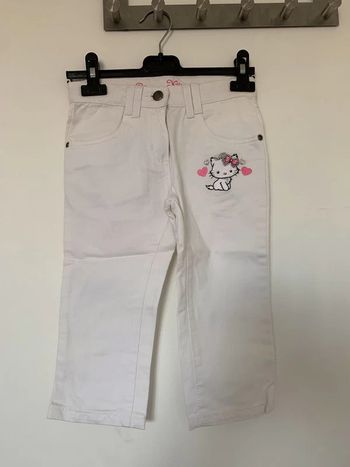 Pantacourt blanc Hello Kitty 6 ans