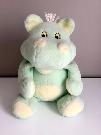 Grande peluche hippopotame